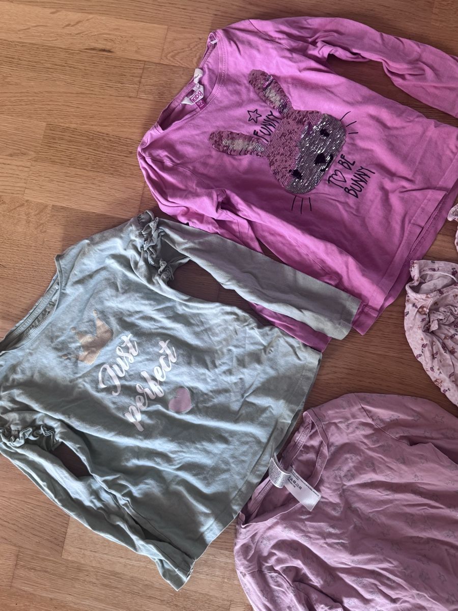 Camicette, T-shirt & Top: 6 Mädchen Shirts 128 – Usato da Wädenswil venduto da dorodi 3