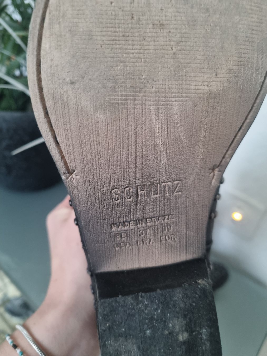 Scarpe da donna: SCHUTZ Nieten Boots Leder Gr. 39 – Usato da Hunzenschwil venduto da dio_6npr 2