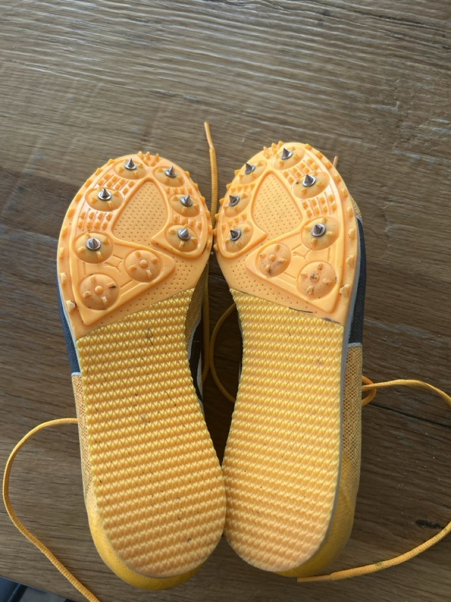 Puma Herrenschuhe: Nagelschuhe Grösse 38 puma – Gebraucht aus Fischbach- Göslikon von Rommel 2