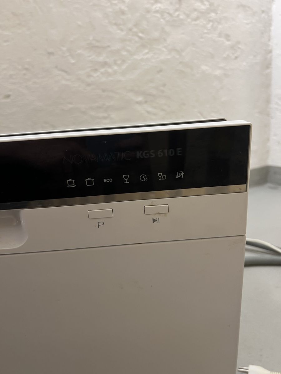 Lavastoviglie: Novamatic KGS 610 E Dishwasher gebraucht – Usato da Zürich venduto da daria_m 1
