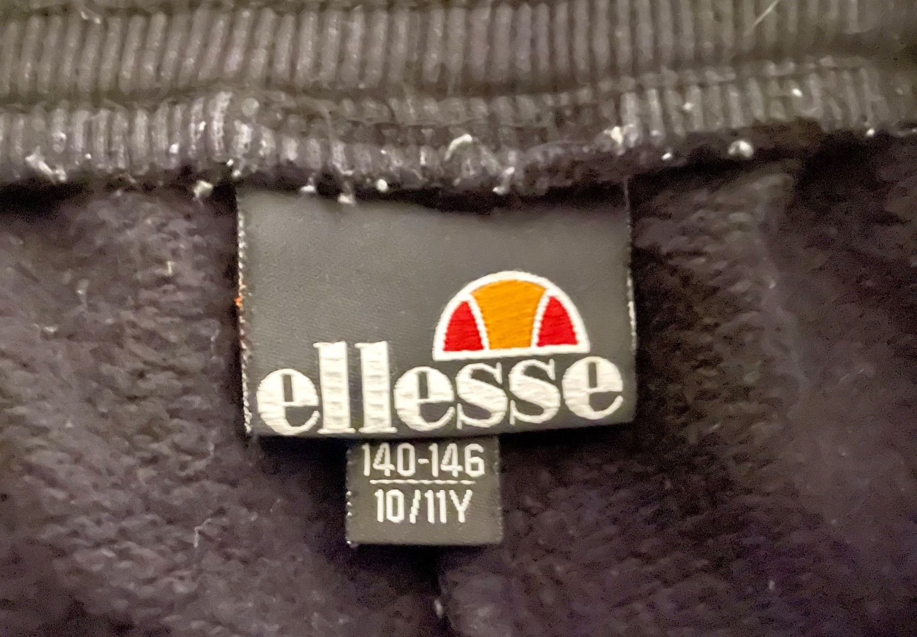 Ellesse Hosen: Kurze Hose von ellesse Grösse 140/146 – Gebraucht aus Fehraltorf von Marlene4 2