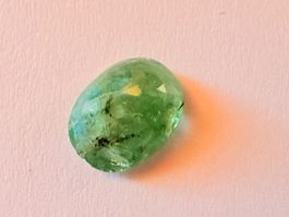 Natürlicher Verdelit Turmalin, 2,49ct, viele Einschlüsse.