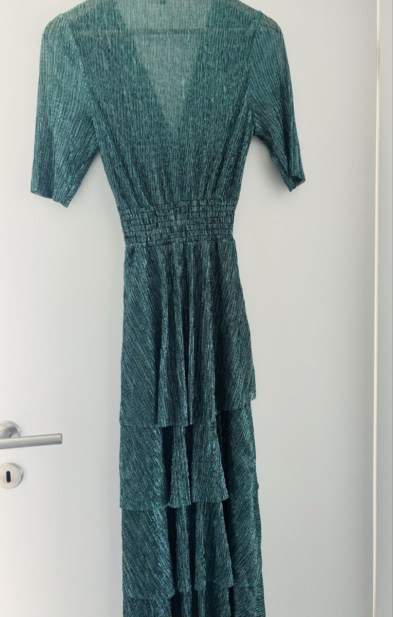 Maje Kleider: Robe Maje vert taille 36 comme neuve – Gebraucht aus Châbles FR von Chanao 3