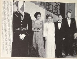 Dinner Group, Ehepaare Reagan und Marcos - by Dennis Cook