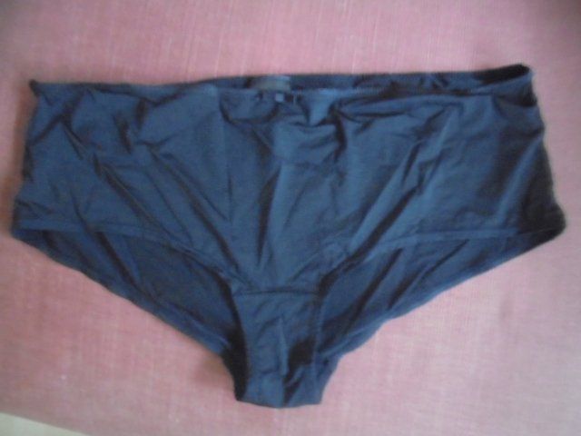 H&M Sonstige Unterwäsche: Slip schwarz Gr. 44 H&M  NEU – Neu (gemäss Beschreibung) aus Hinwil von Glasperlen 2