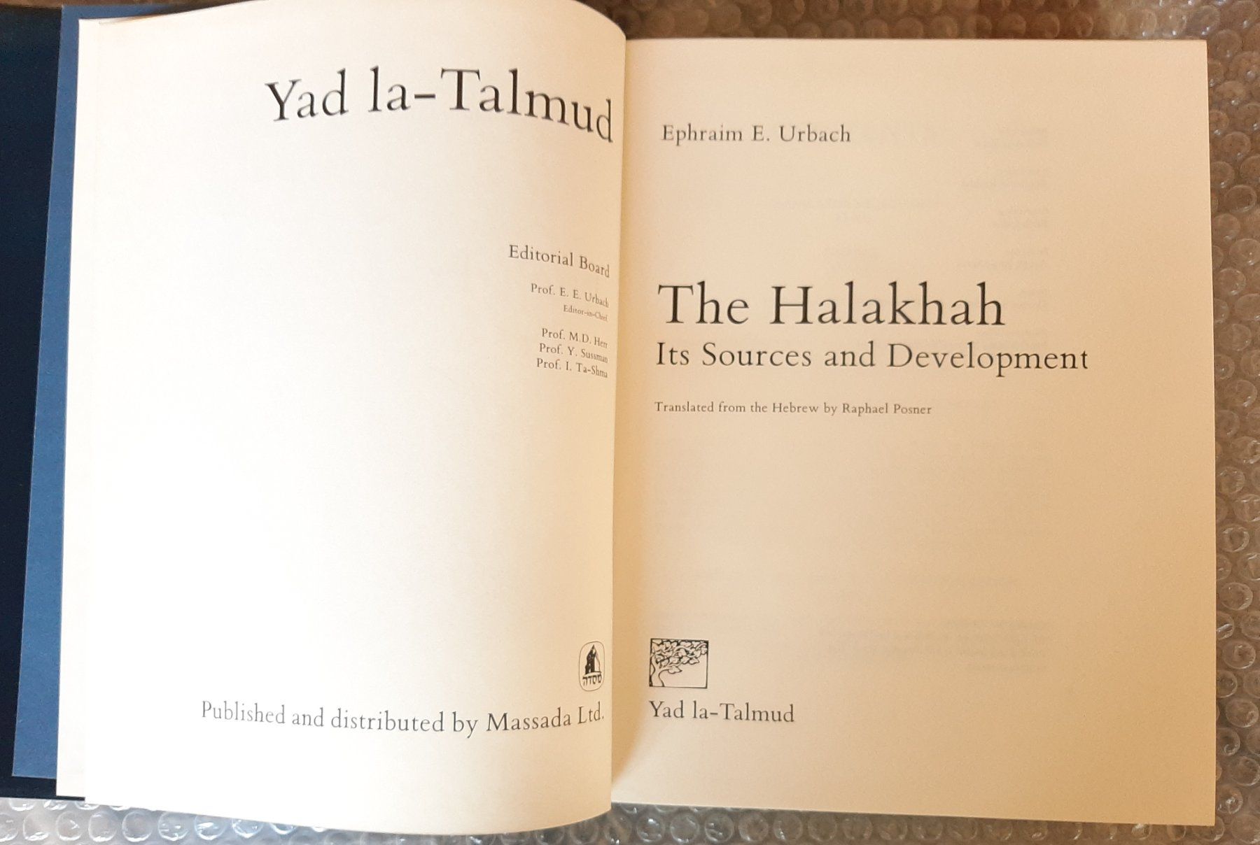 Livres: THE HALAKHAH Its Sources & Developement / Ephraim E. Urbach – D'occasion à Genève par Cockattoo 8