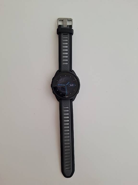 Garmin Smartwatch: Garmin Forerunner 165 Music – Gebraucht aus Chur von Carli_