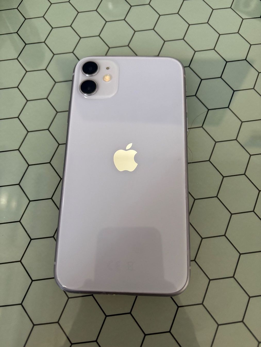 Apple Telefoni cellulari / Smartphones: iPhone 11 Purple 64GB – Usato da Basel venduto da LH_01 4