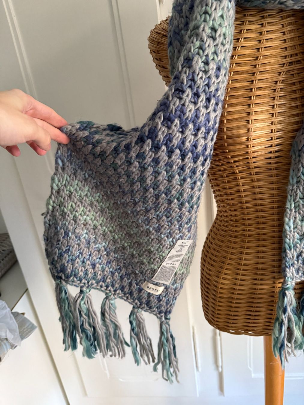 Barts Foulard & Sciarpe: BARTS - Strickschal grau-blau – Usato da Zürich venduto da Diazaio 2