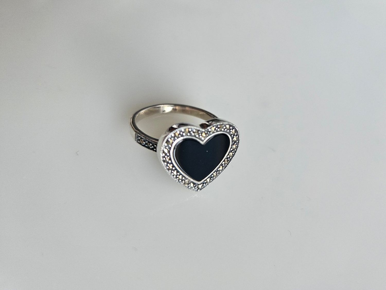 Anelli: Herz Ring aus Silber mit Onyx Grösse 56 – Nuovo (secondo la descrizione) da Winterthur venduto da ste_tcx5 3