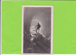 Eisgrotte im Rhonegletscher mit Führer