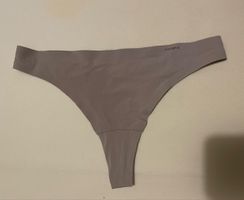 Triumph Just Body Make-Up String, Nude, Size S, Never Worn