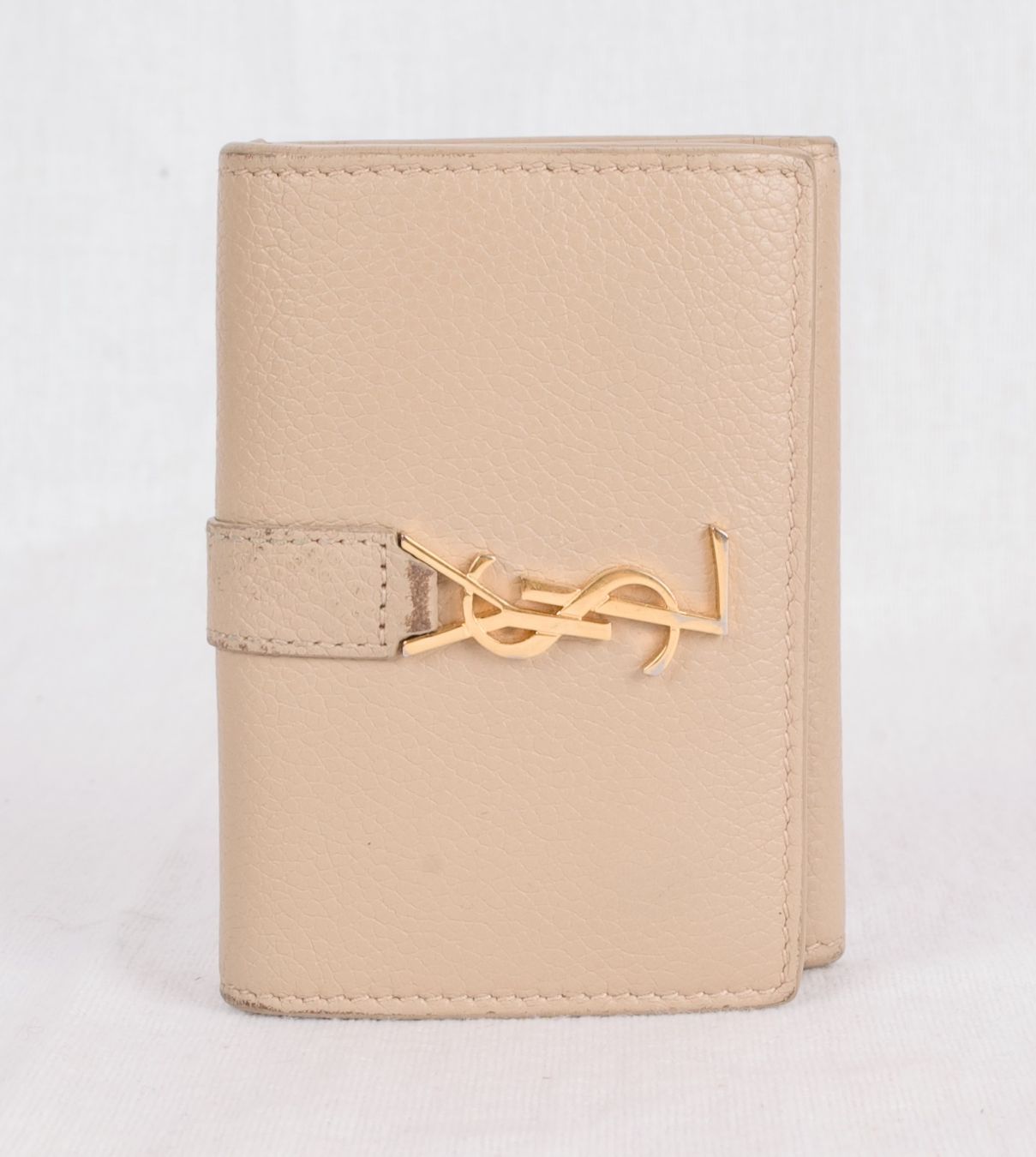Saint Laurent Portemonnaie: AUTH SAINT LAURENT CASSANDRA LEATHER TRIFOLD WLT – Gebraucht aus Lausanne von Lamedusac