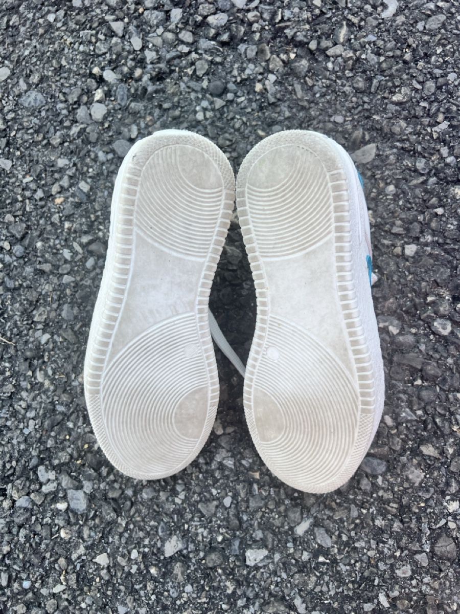 Herrenschuhe: Turnschuhe weiss Grösse 36 – Gebraucht aus Uetendorf von pink2 3