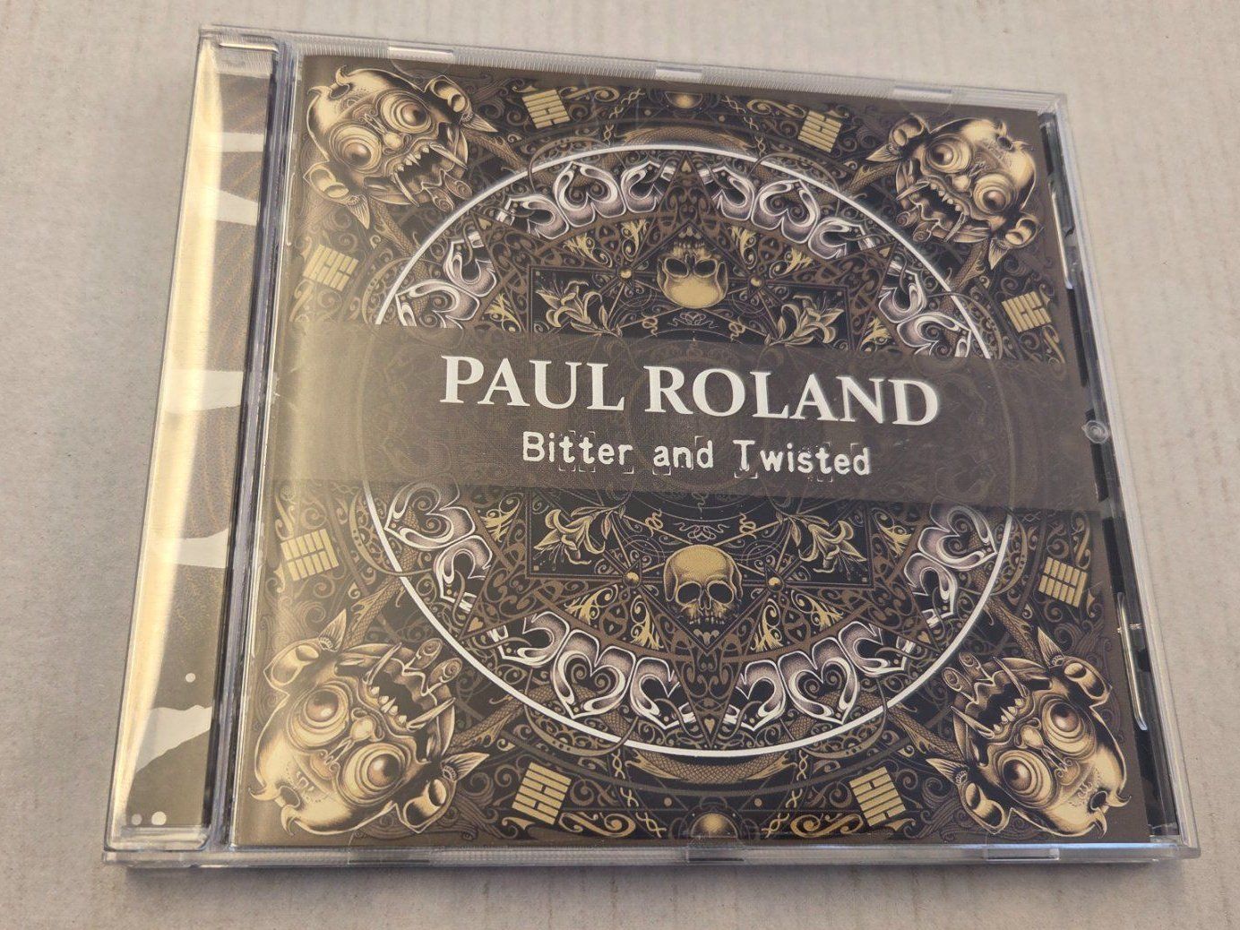 CD: PAUL ROLAND - BITTER AND TWISTED – Usato da Bern venduto da Vinylsound.ch