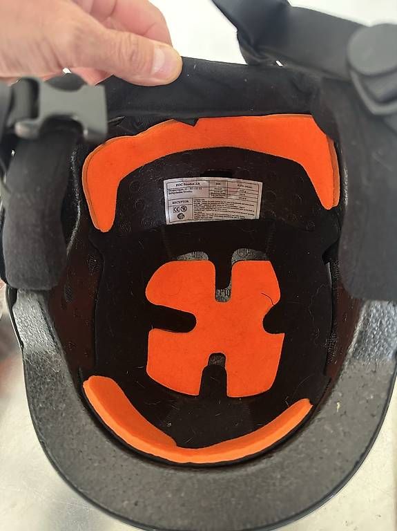 Casques: Casco sci/snowboard – D'occasion à Tenero par jga_hv52 1