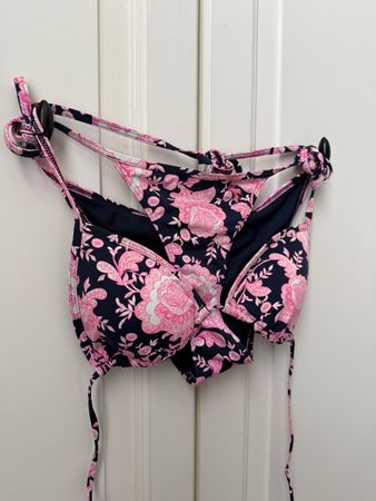 Abercrombie & Fitch triangle bikini NEW