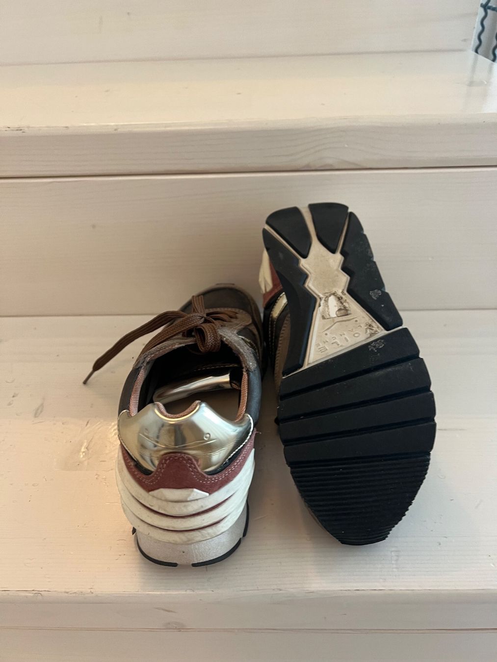 Scarpe da donna: Sneakers Voile Blanche – Usato da Hausen AG venduto da Jean1968 3