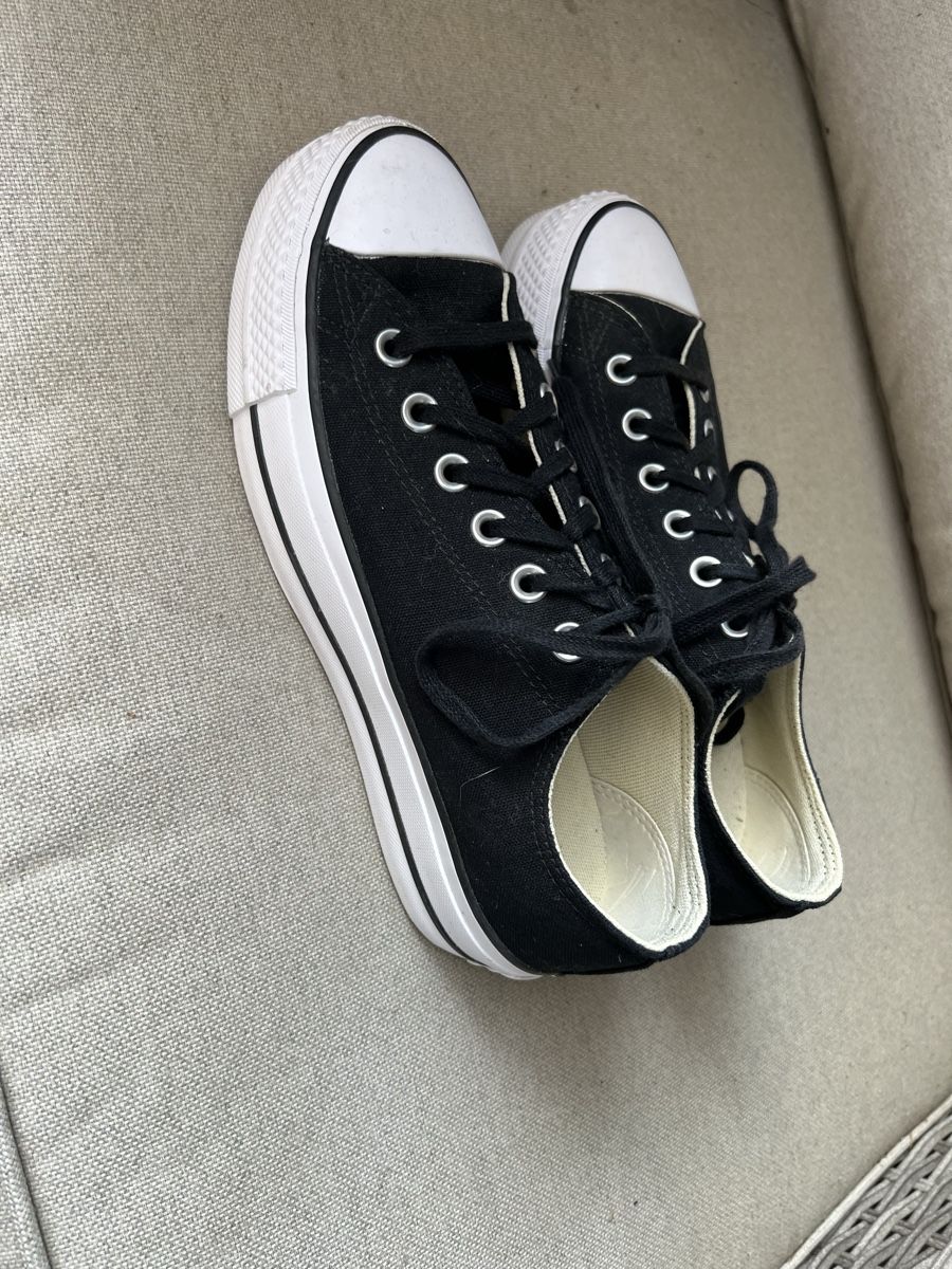 Converse Chaussures femmes: Neuwertige Converse Sneakers – Neuf (Voir description) à Bülach par Blueyvi 3