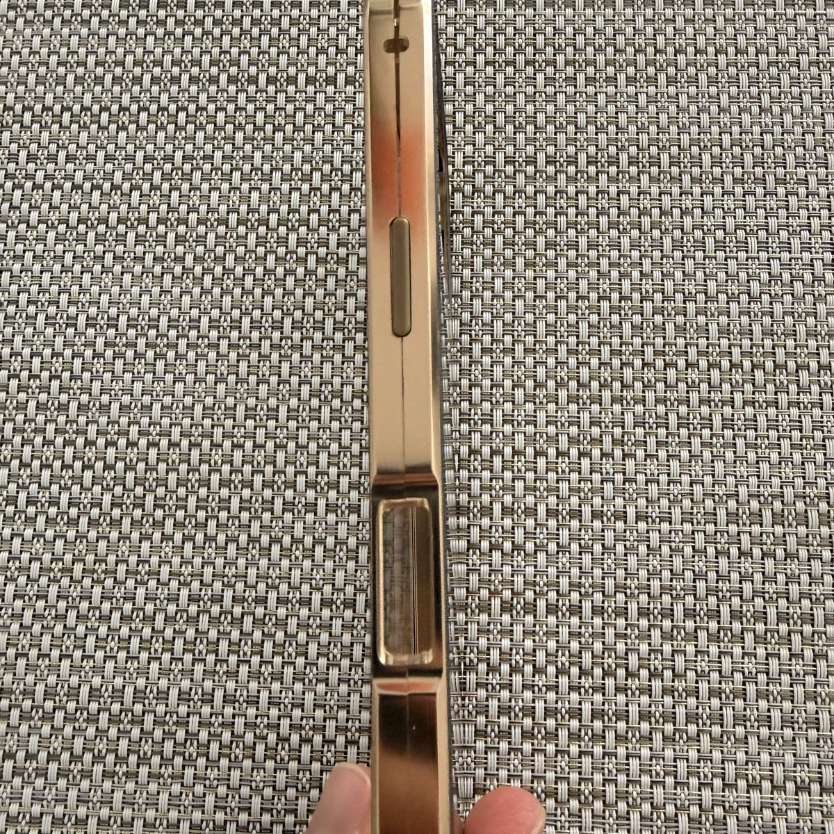 Covers & Schutzfolien: I Phone 17Pro - Magnet Hülle – Neu (gemäss Beschreibung) aus zürich von may_yj9f 8
