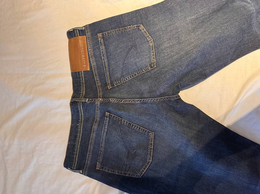 Jeans: Blaue Jeans Baldessarini  – Usato da Regensdorf venduto da Jazmyn307 2