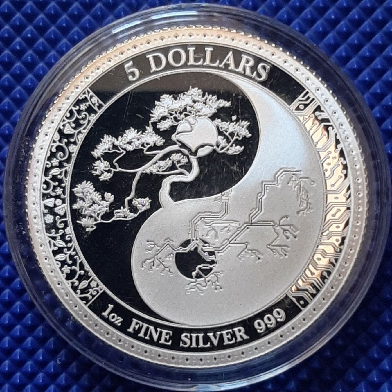 Alle Münzen: 2018 Equilibrium 1 oz Silver – Gebraucht aus Carouge GE von cecob0909