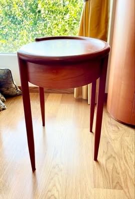 Cassettiere: Ens.de Bureau 3 pces assorties Semainier • Commode • table – Usato da Corseaux venduto da Cobea 6