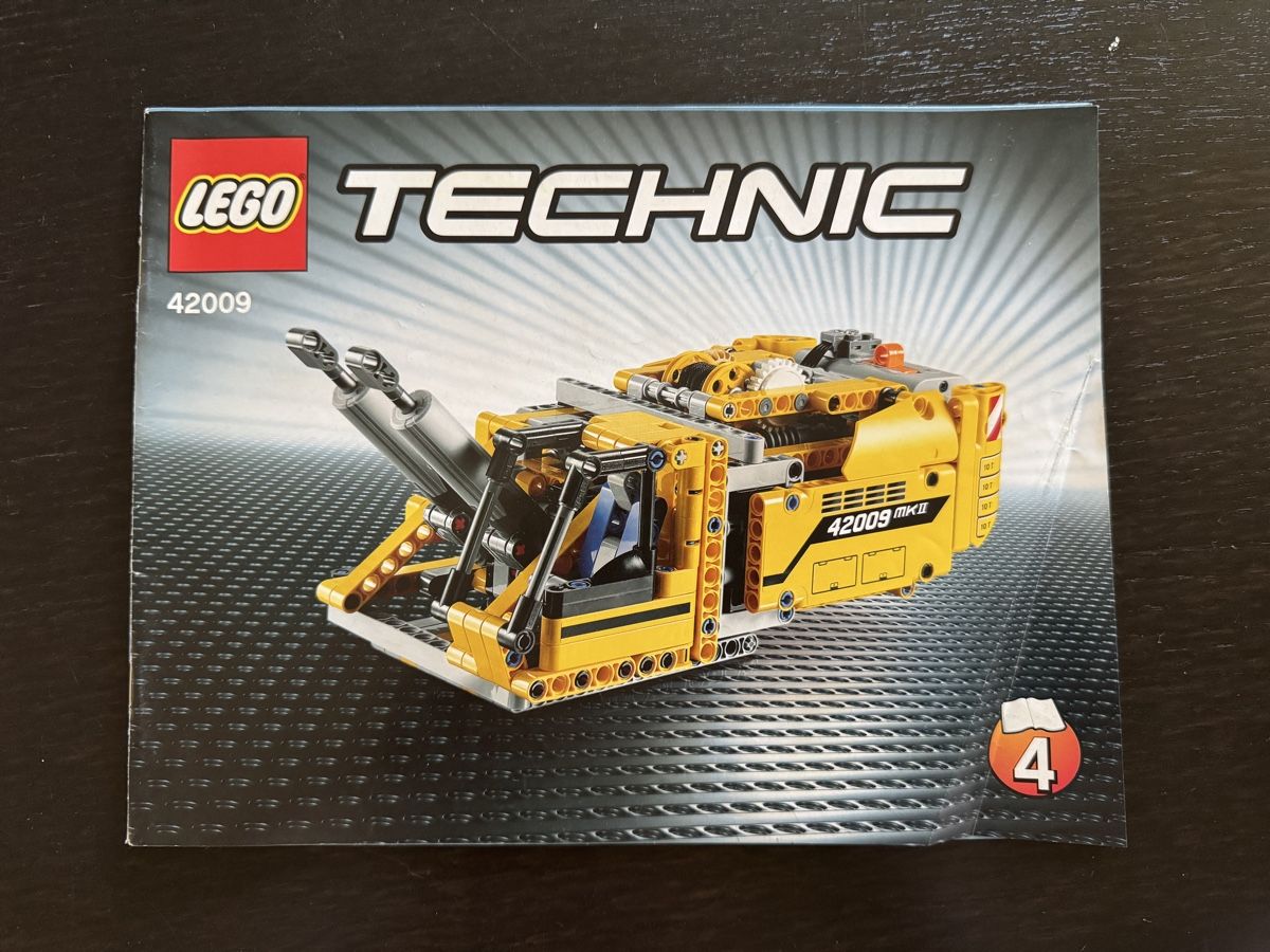Lego Spielzeuge: Lego Technic Schwerlastkran 42009 – Gebraucht aus Rümlang von MR8 7
