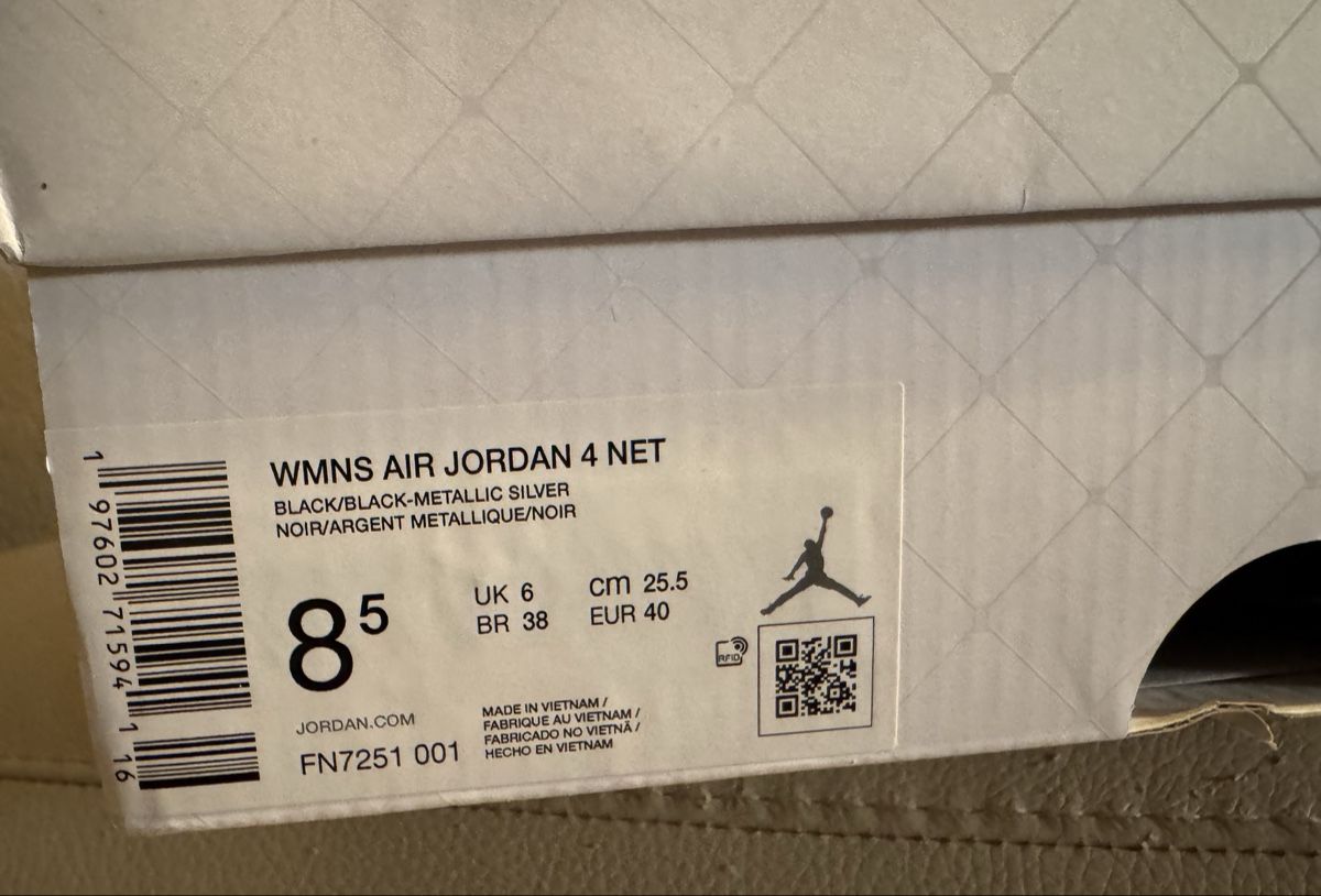Jordan Scarpe da uomo: Air Jordan 4 Net, 40, schwarz – Nuovo e nell'imballaggio originale da Aarau venduto da Guetzli77 9
