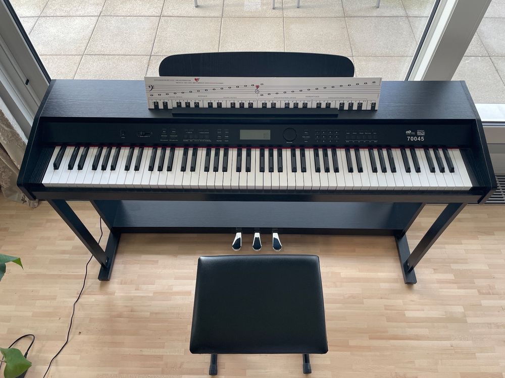 Elektro Klavier Digital E-Piano mit 88 Tasten & Notenablage | Kaufen ...
