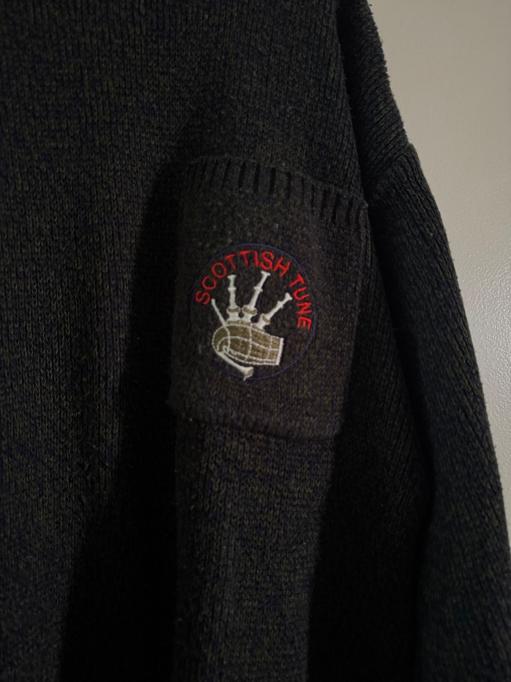 Maglioni & Felpe: Vintage Strickpullover "Old Car Division" Gr. L (52/54) – Usato da Künten venduto da bel_6wn2 1