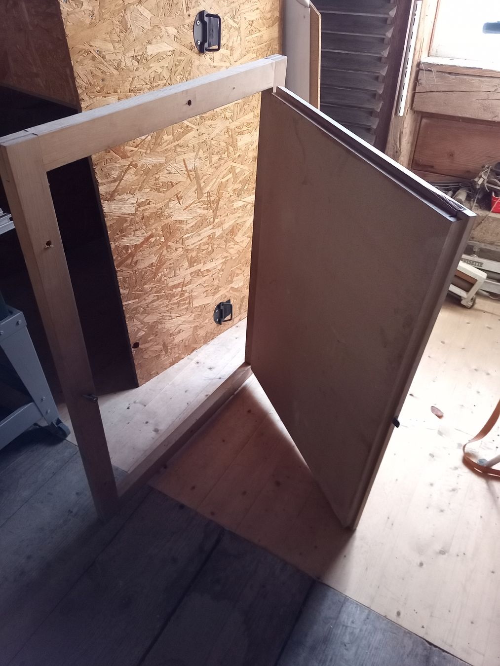 Porte: Holz Tür – Usato da hausen am albis venduto da Migrep