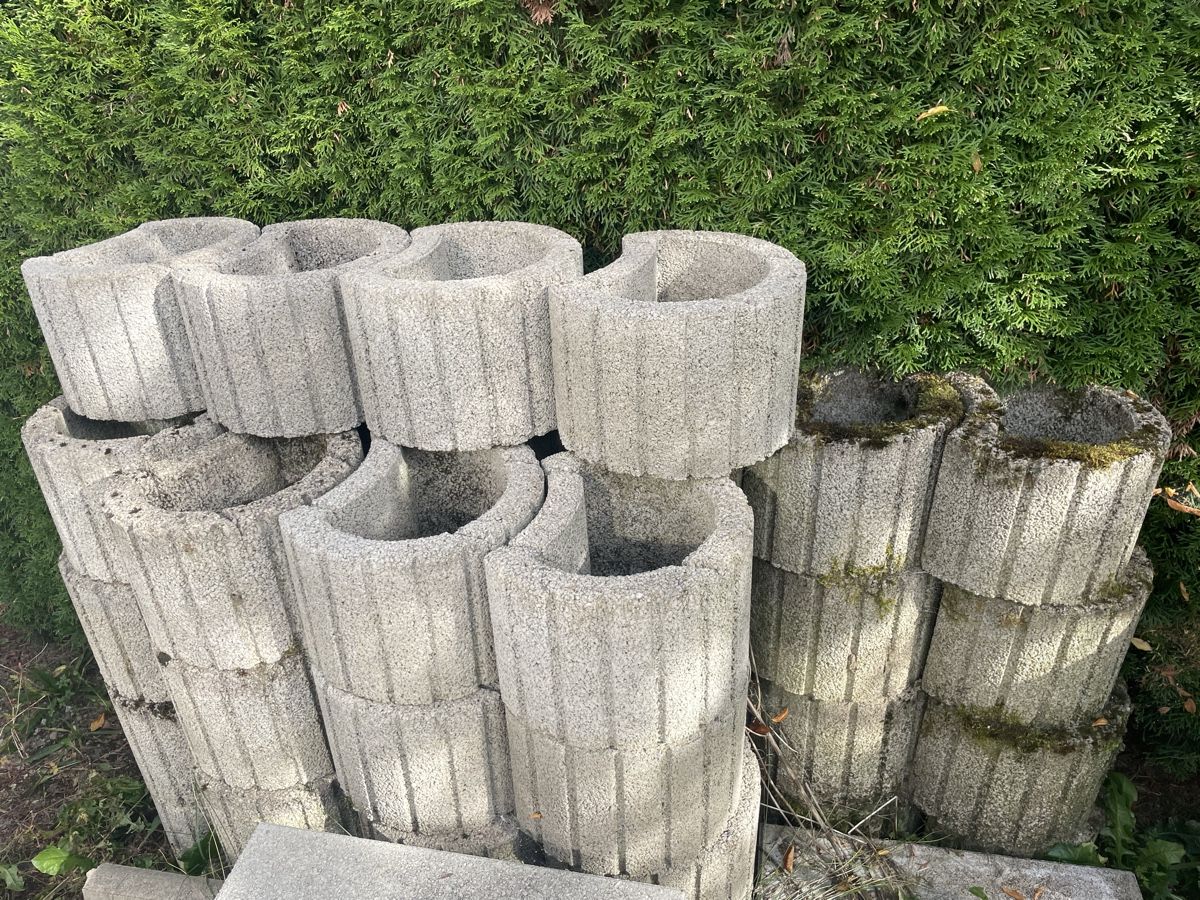 Pierres & tuiles: Löffelsteine – D'occasion à Unterlangenegg par anywear79