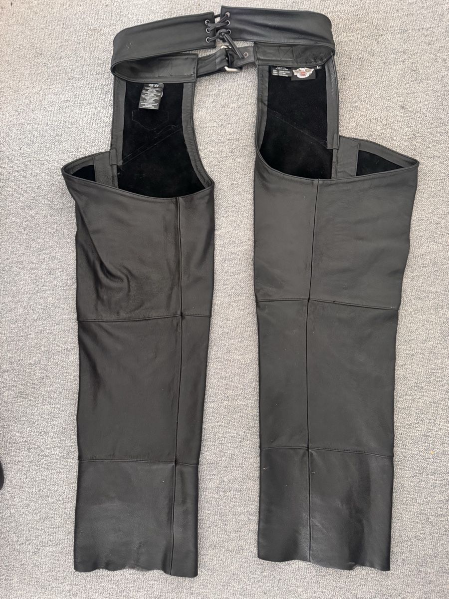Harley-Davidson Hosen: Harley Davidson Leder Chaps Grösse L – Gebraucht aus Adliswil von Bellezza06 1