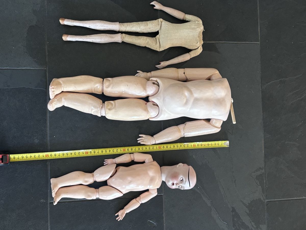 Bambole: Puppen Konvolut Ersatzteile – Difettoso da Balsthal venduto da AGUARDA 1