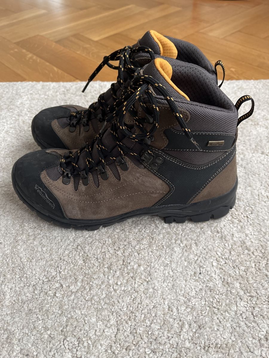 Scarpe da uomo: Chaussures de marche – Usato da Lutry venduto da meg_pk9l 1