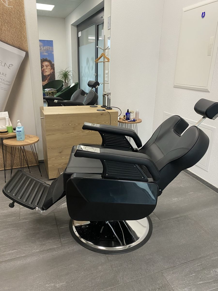 Sedie: Friseurstuhl  – Nuovo (secondo la descrizione) da Emmetten venduto da an__66ct