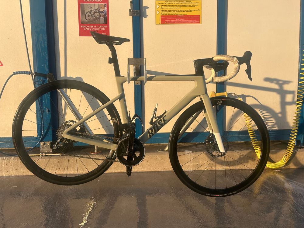 Vélo de course Rose Reveal Xlite 04 SRAM AXS (Gebraucht) in Domdidier ...