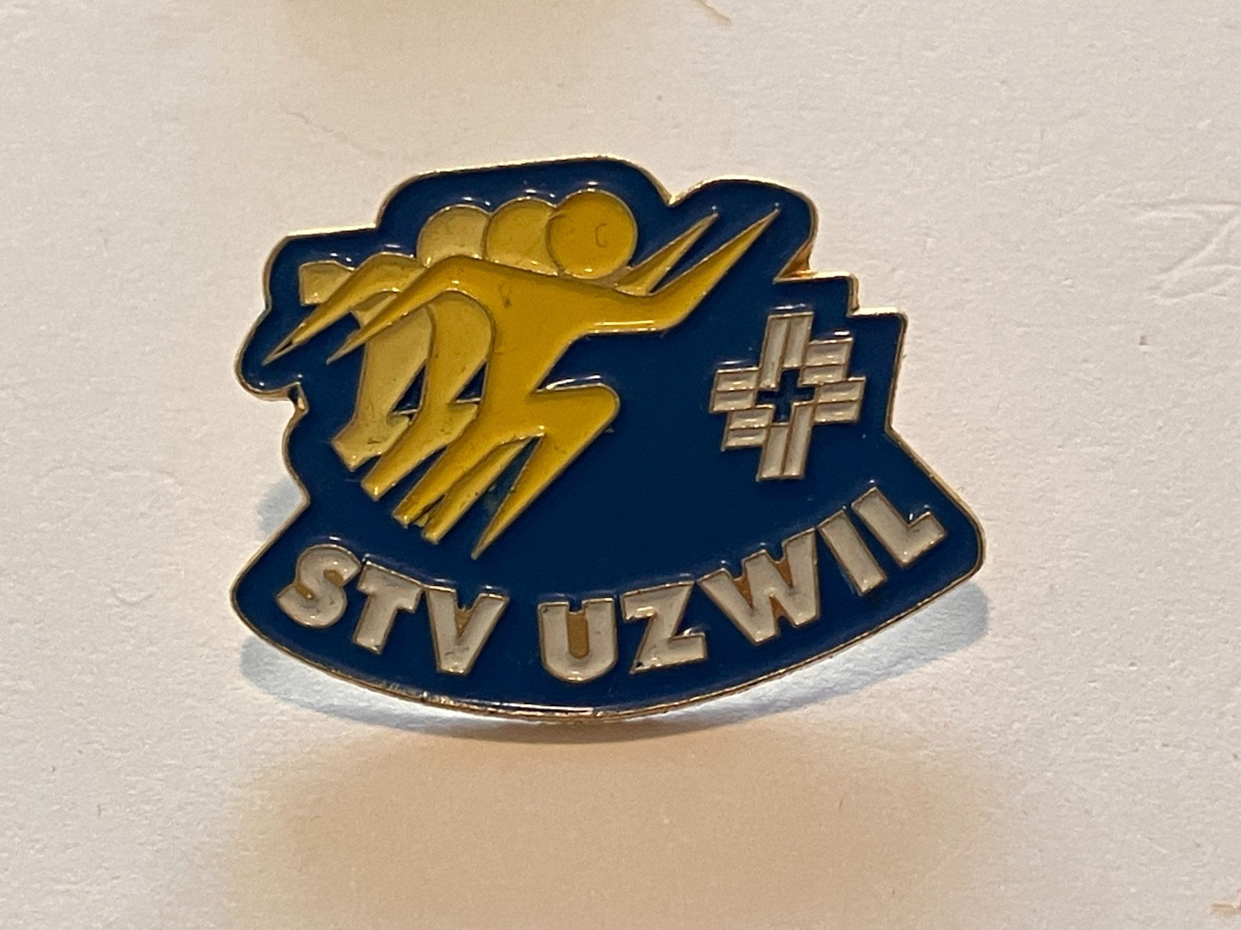 Plaketten & Abzeichen: 1 Pin STV Uzwil – Gebraucht aus Basel von djwwpp