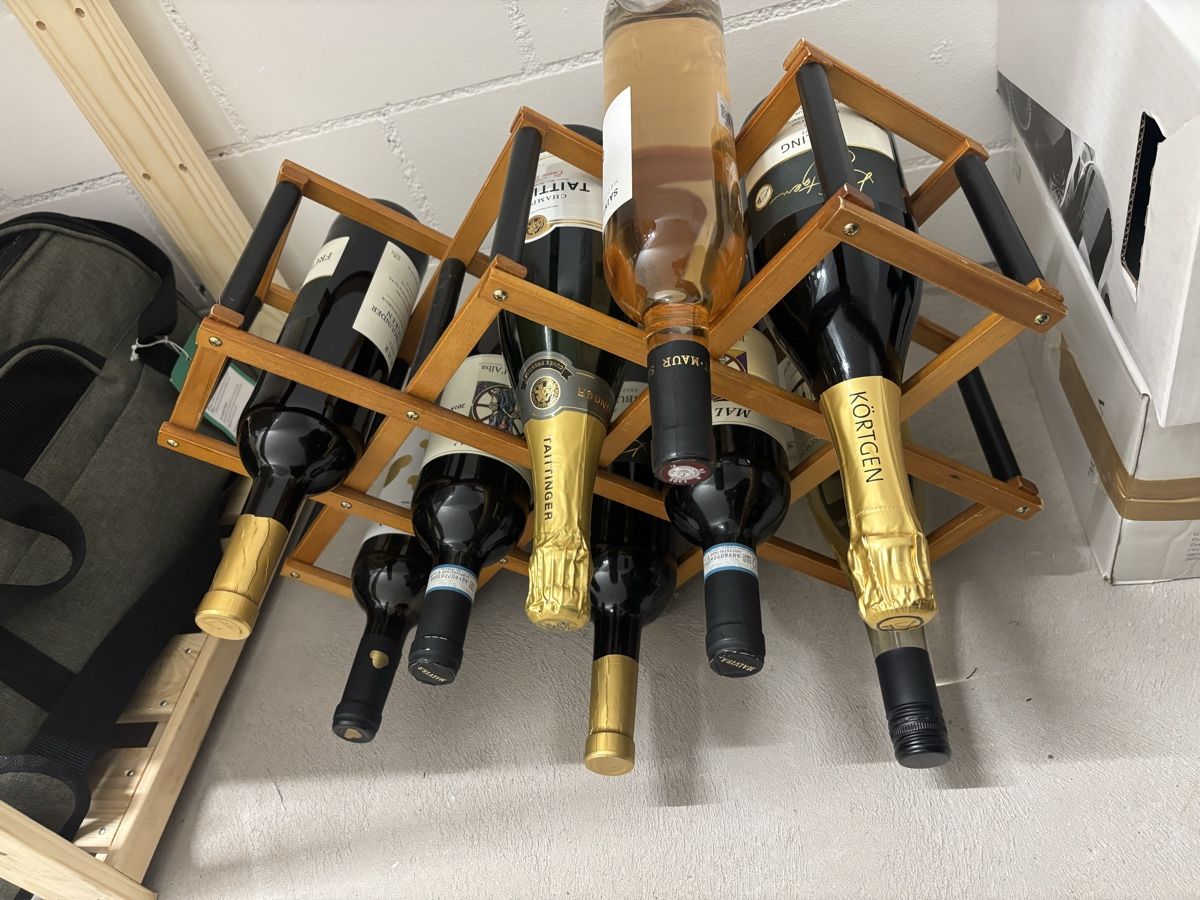 Regale: Wooden Wine rack for 10 bottles – Gebraucht aus Zürich von cha_jz8q 4