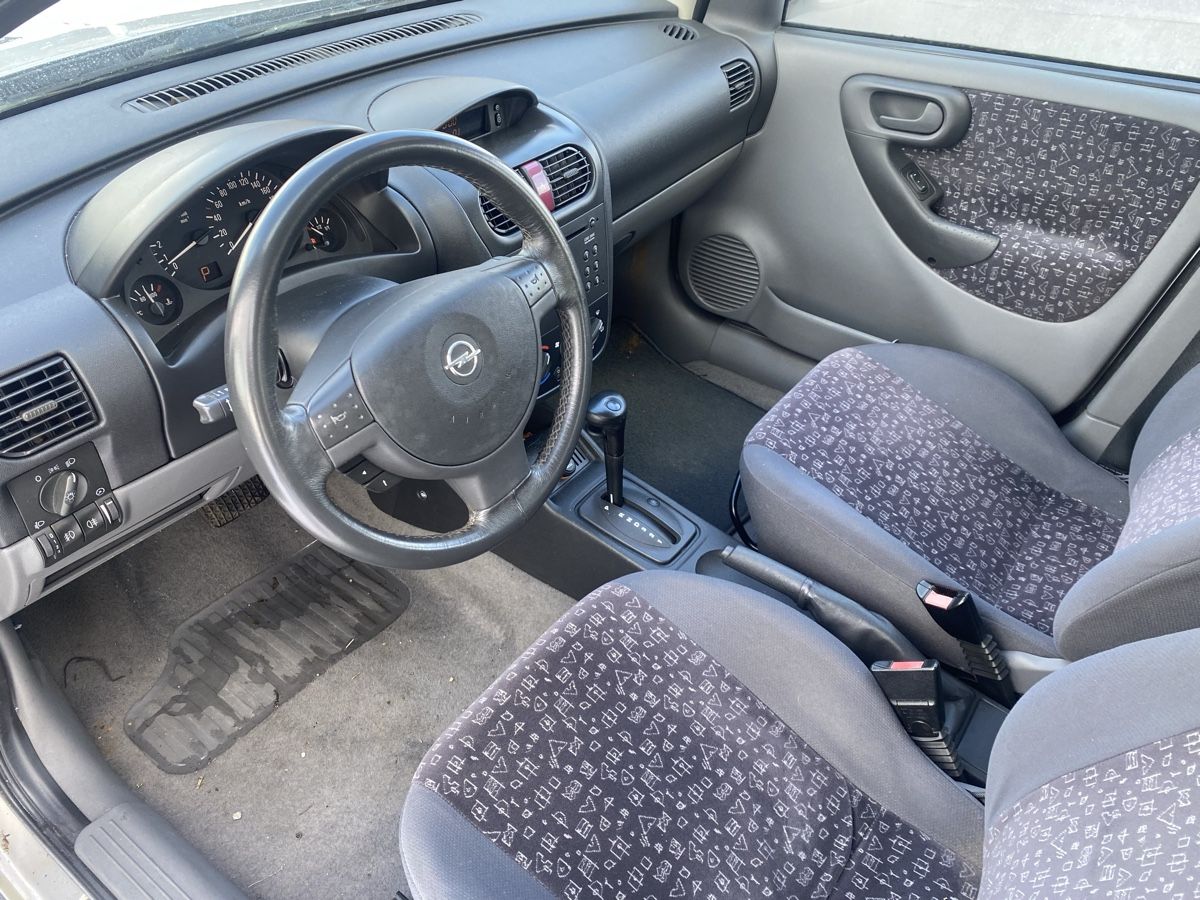 Opel Automobili: Opel Corsa Automat 1.4 Elegance – Usato da Bern venduto da hotcars24 5