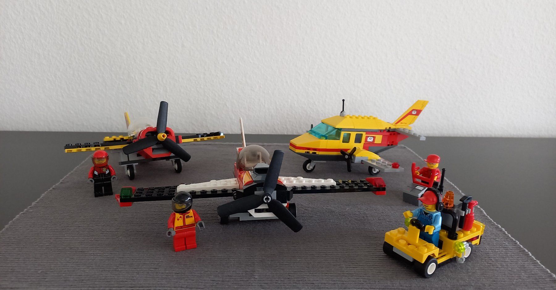Lego Jouets: Lego City Flugzeuge – D'occasion à Emmenbrücke par poros221 1