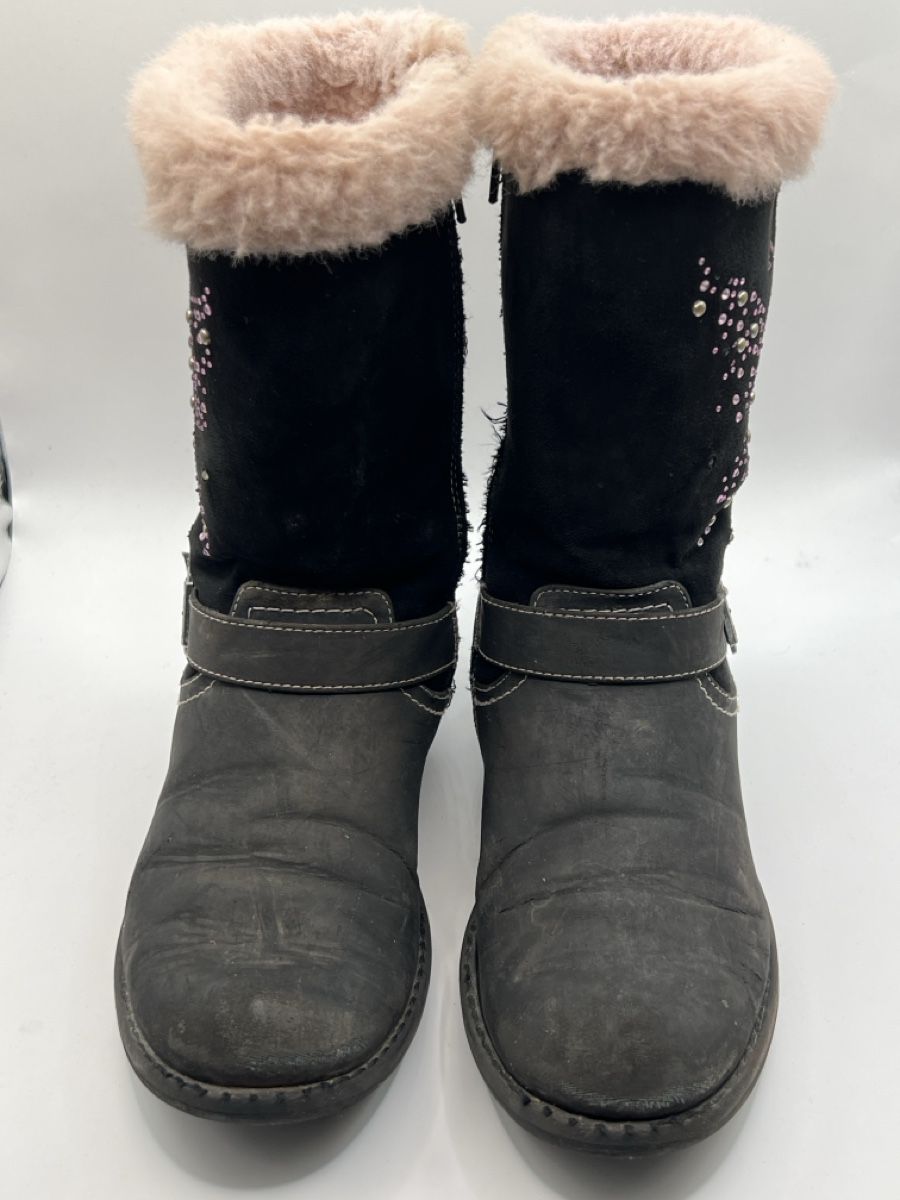 Schuhe für Mädchen: Winterstiefel Mädchen - Gr. 34 – Gebraucht aus Zuchwil von Commander0 1