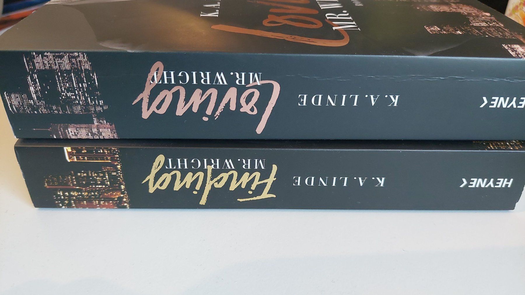 Libri: K.A. Linde Mr. Wright - Finding + Loving, Top Zustand! – Usato da Neftenbach venduto da Craigh_na_Dun 3