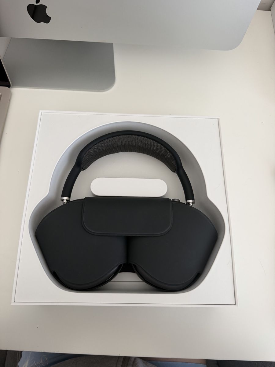 Apple Casques audio: Apple AirPods Max Space Grey – Neuf (Voir description) à Twann par anooukptrr 3