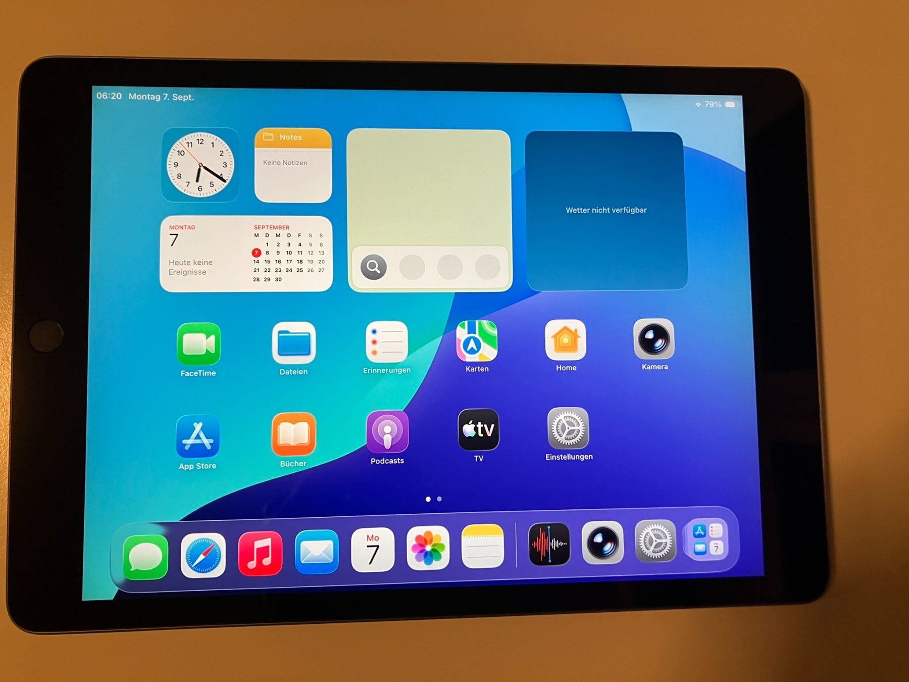 Apple Tablet PC: iPad 9. Generation WiFi / 64GB / Model A2602 – Usato da Meisterschwanden venduto da Discus0