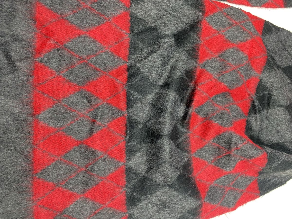 Foulard & Sciarpe: Wolle Schal – Usato da Opfikon venduto da Luis144 1