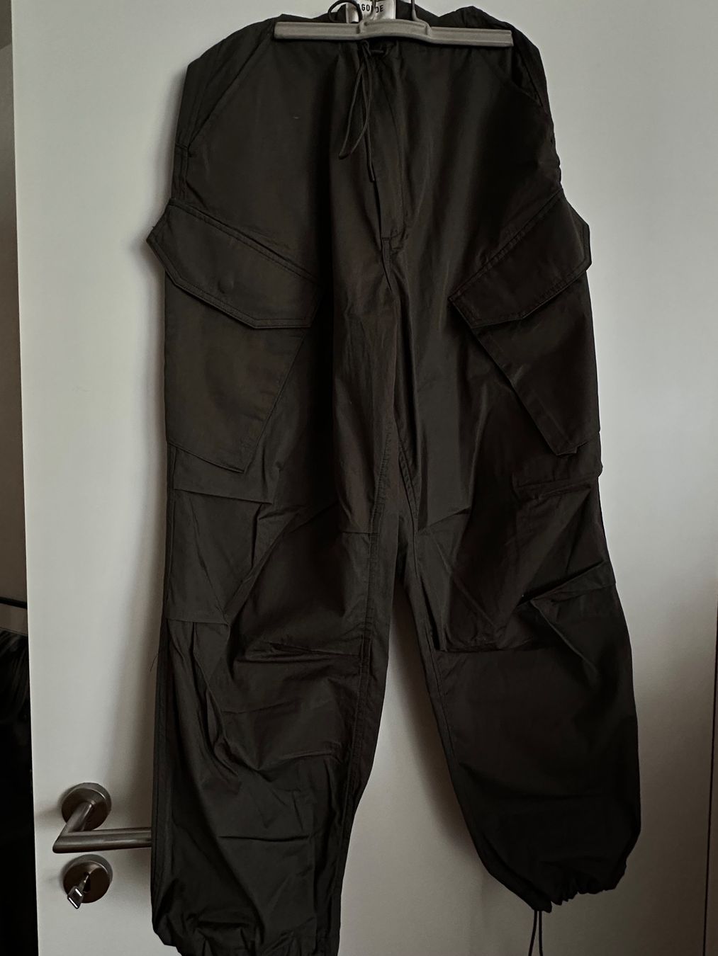 Agolde Pantaloni: Cargo Hose Olive AGOLDE – Nuovo (secondo la descrizione) da Aeugstertal venduto da Stella2503
