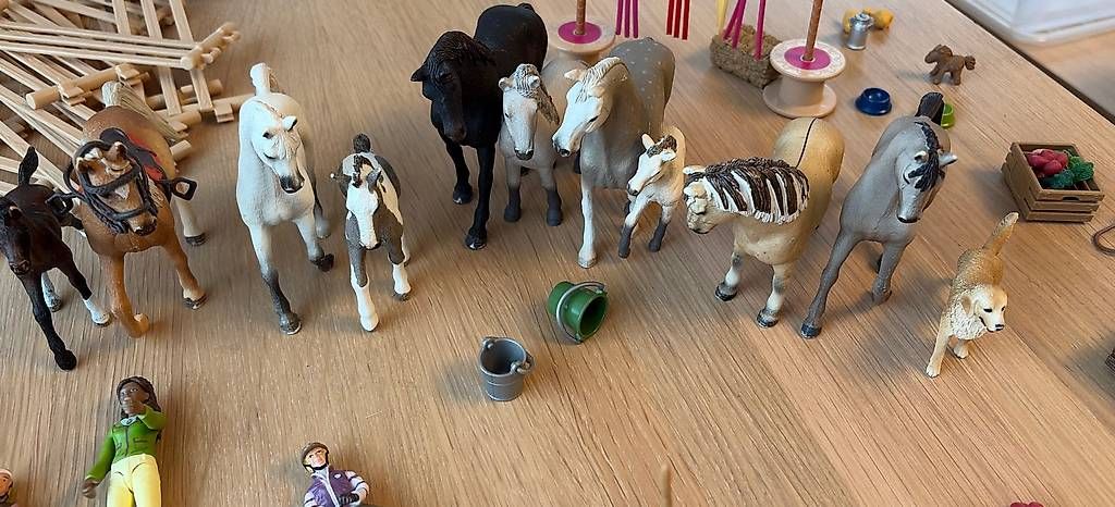 Spielzeuge: Schleich Pferde Zaun – Gebraucht aus Hinterforst von moliki 2