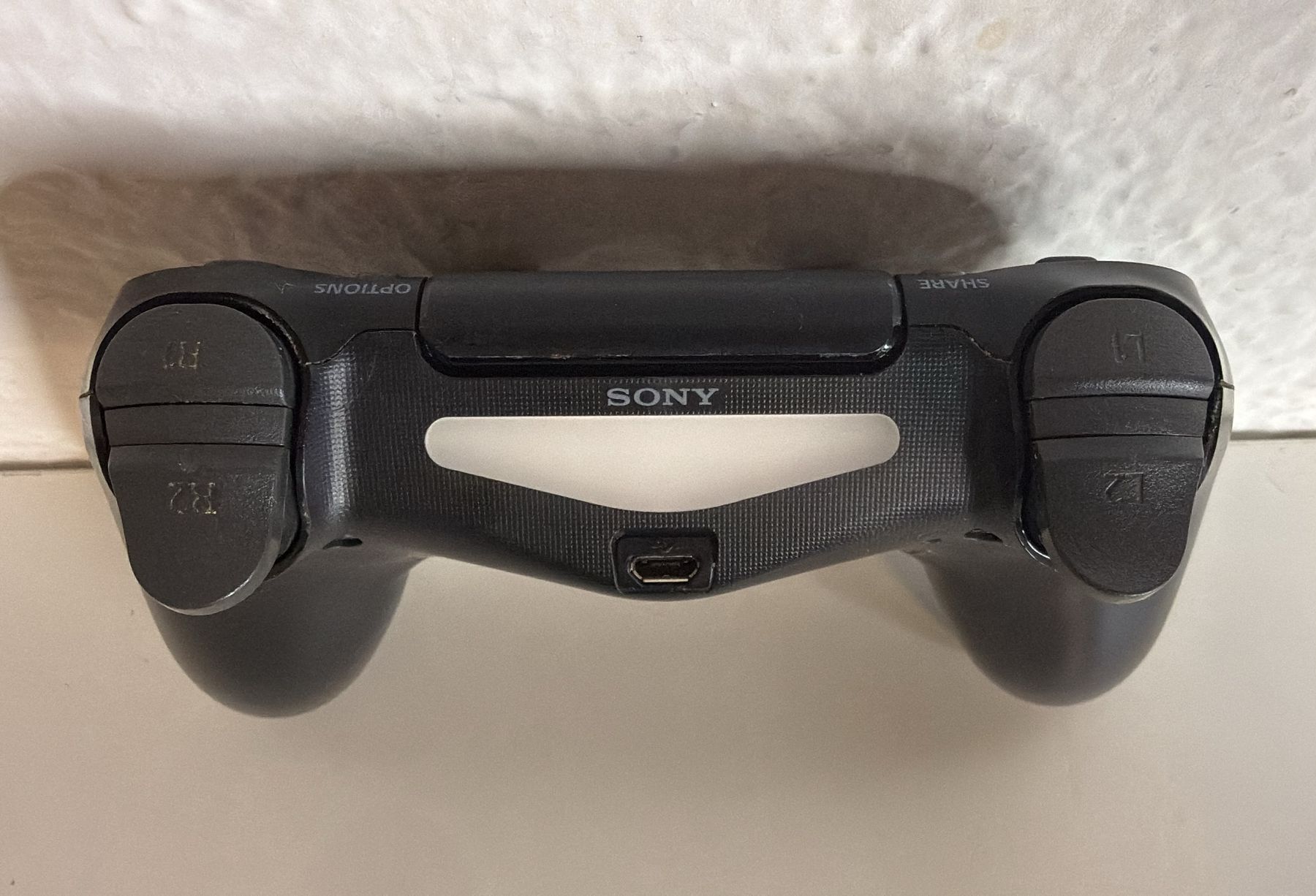Manettes: Sony PlayStation 4 Controller DualShock 4 schwarz gebraucht – D'occasion à Ehrendingen par lax21 2